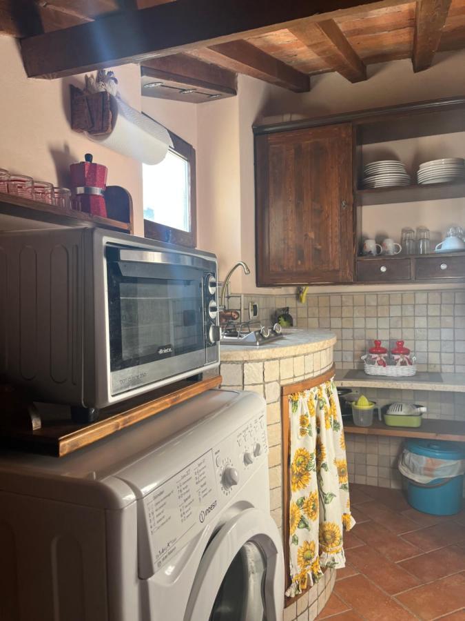 Faro B&B Livorno Bagian luar foto